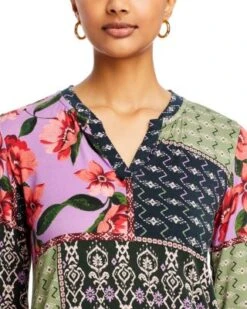 Zanda Split Neck Patchwork Top - Johnny Was -Johnny Was 13175086 fpx